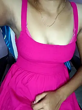 Snapshot of Nidhi_lovely chatting on February 4, 2026, 3:23 am Nidhi lovely online show from February 4, 2026, 3:23 am