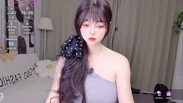 uikyy1 online show from April 14, 2026, 12:11 pm