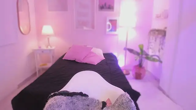 emma soul1 online show from November 17, 2025, 12:49 am