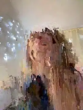 Snapshot of LucieMack chatting on October 18, 2025, 9:04 pm LucieMack online show from October 18, 2025, 9:04 pm