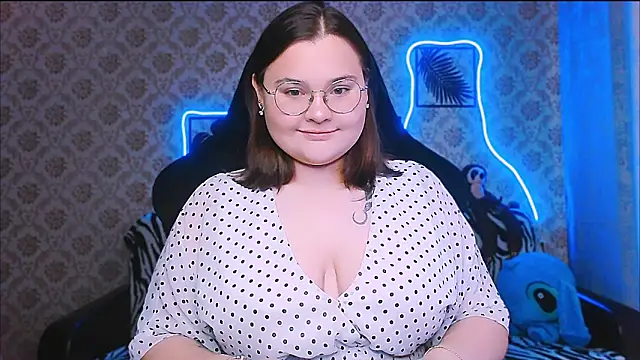 InLoveWithLife26 online show from October 4, 2025, 8:34 am