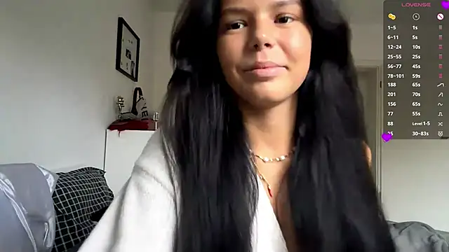 MaydaCornwall online show from October 21, 2025, 7:09 am