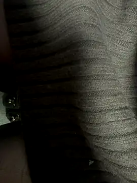 HiddenHoneyLDN online show from September 18, 2025, 2:19 pm