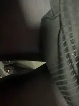 HiddenHoneyLDN online show from September 26, 2025, 9:46 am