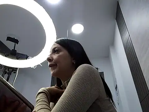 Snapshot of Savannah_Monroe chatting on December 18, 2025, 8:04 pm Savannah Monroe online show from December 18, 2025, 8:04 pm