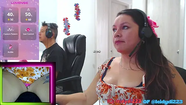 leidydi223 online show from September 19, 2025, 3:24 pm