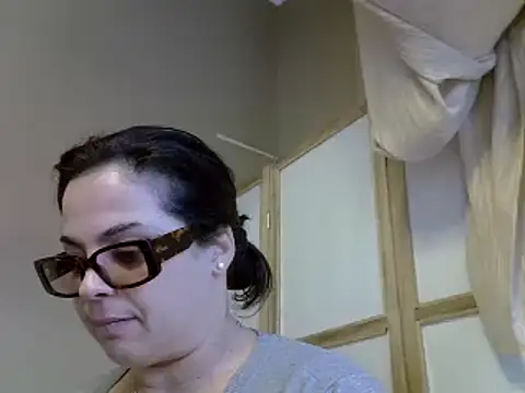 Snapshot of ITALIANASISIXX chatting on January 19, 2025, 1:55 pm ITALIANASISIXX online show from January 19, 2025, 1:55 pm