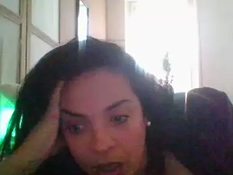 ITALIANASISIXX online show from November 28, 2025, 3:14 pm