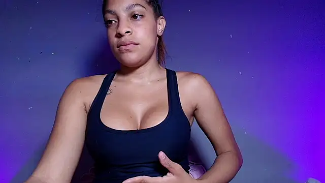 m rosee online show from November 14, 2025, 2:38 pm