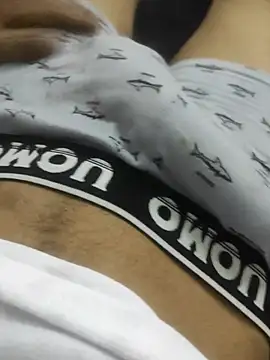 Snapshot of rayane7xx chatting on January 17, 2026, 1:38 pm rayane7xx online show from January 17, 2026, 1:38 pm