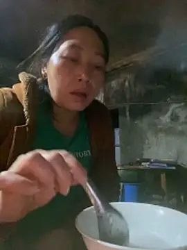 Snapshot of Lai005 chatting on February 11, 2026, 5:23 am Lai005 online show from February 11, 2026, 5:23 am