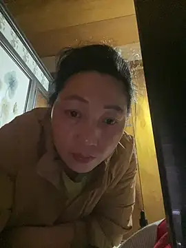 Snapshot of Lai005 chatting on March 2, 2026, 12:46 am Lai005 online show from March 2, 2026, 12:46 am