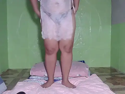 Snapshot of Mahalia_69 chatting on October 17, 2025, 8:55 pm Mahalia 69 online show from October 17, 2025, 8:55 pm