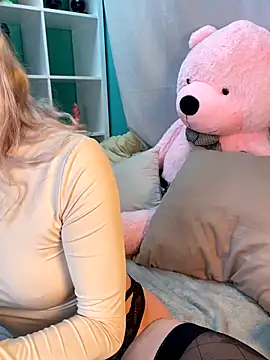 TheRealJessyLey online show from November 25, 2025, 7:08 am