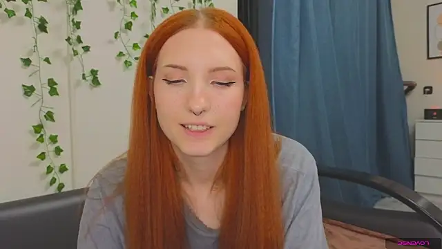 Snapshot of Olivia_Rid_ chatting on October 3, 2025, 8:06 pm Olivia Rid online show from October 3, 2025, 8:06 pm