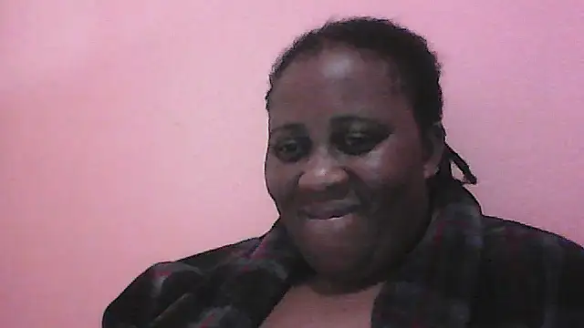 Snapshot of HUGEASSXXXXX chatting on October 6, 2025, 5:32 pm HUGEASSXXXXX online show from October 6, 2025, 5:32 pm