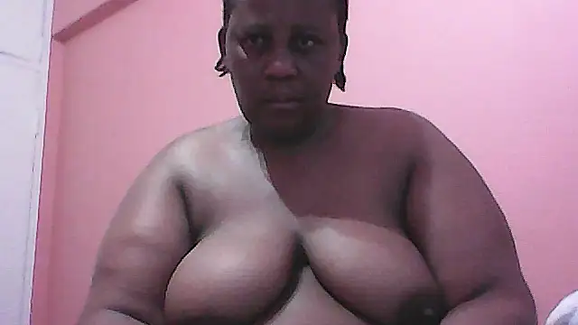 Snapshot of HUGEASSXXXXX chatting on October 9, 2025, 3:59 am HUGEASSXXXXX online show from October 9, 2025, 3:59 am