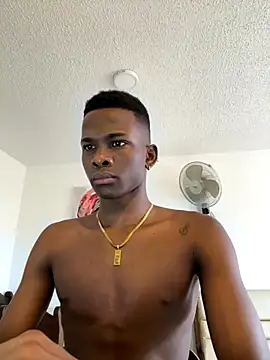 Snapshot of Brycce_santos chatting on September 25, 2025, 12:09 pm Brycce santos online show from September 25, 2025, 12:09 pm