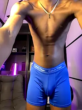 Snapshot of Brycce_santos chatting on October 31, 2025, 2:29 pm Brycce santos online show from October 31, 2025, 2:29 pm