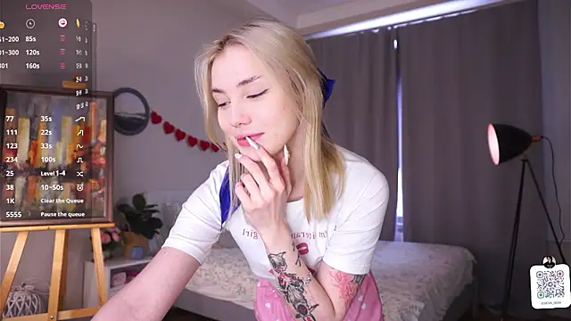 LilianBenskin online show from February 21, 2026, 6:25 am