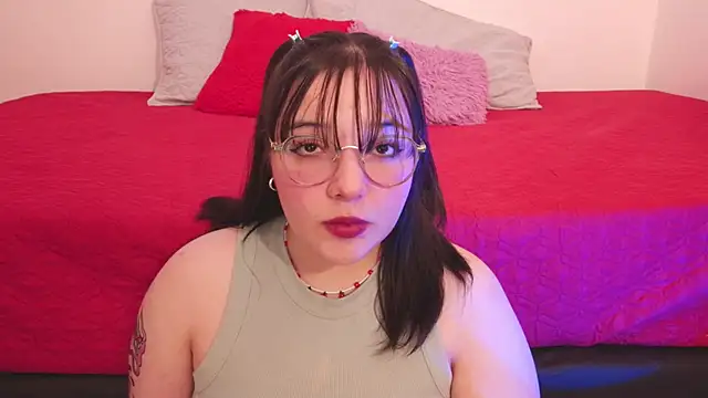 Gaby99  online show from October 5, 2025, 7:28 am