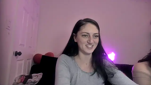 torithequeen online show from February 9, 2026, 2:43 pm