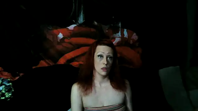 Snapshot of Splash_Queen420 chatting on October 20, 2025, 4:24 am Splash Queen420 online show from October 20, 2025, 4:24 am