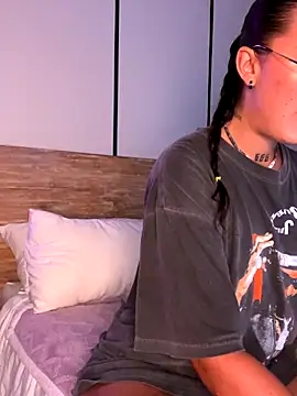 Snapshot of savana_heart chatting on October 11, 2025, 2:11 am savana heart online show from October 11, 2025, 2:11 am