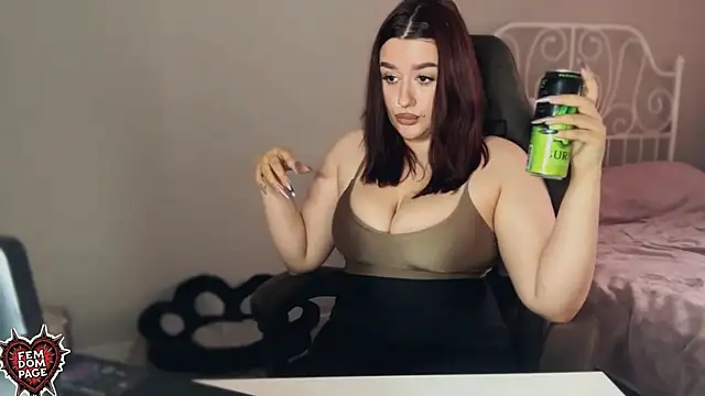 MissAdena online show from March 7, 2026, 10:56 am