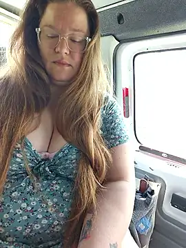 Love86Emily online show from June 10, 2026, 2:49 pm