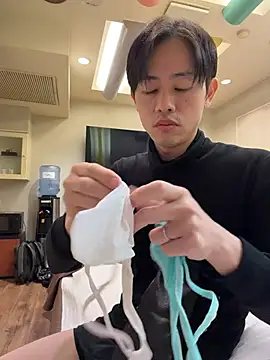 Snapshot of iiiviviii chatting on March 5, 2026, 12:01 pm iiiviviii online show from March 5, 2026, 12:01 pm