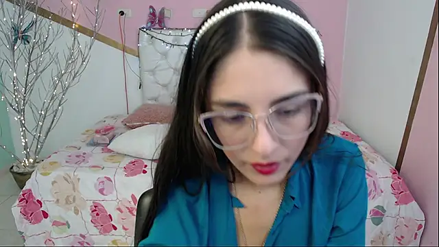 Snapshot of sofi_san chatting on October 2, 2025, 2:02 pm sofi san online show from October 2, 2025, 2:02 pm