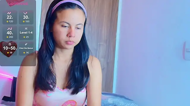 Snapshot of mady_gh chatting on November 5, 2025, 5:18 am mady gh online show from November 5, 2025, 5:18 am