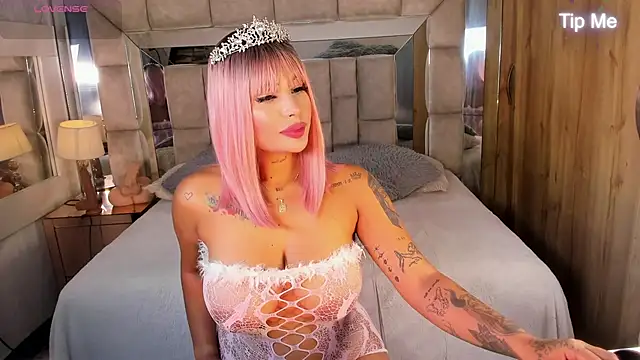 MaddyGray  online show from October 18, 2025, 6:19 pm