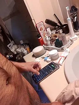 Snapshot of romeobravohotel chatting on February 8, 2026, 8:07 am romeobravohotel online show from February 8, 2026, 8:07 am