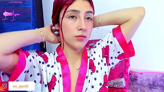 adahraa younng online show from September 26, 2025, 4:05 am