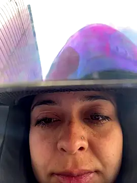 Snapshot of Emily_Rivers_ chatting on October 4, 2025, 12:58 pm Emily Rivers online show from October 4, 2025, 12:58 pm