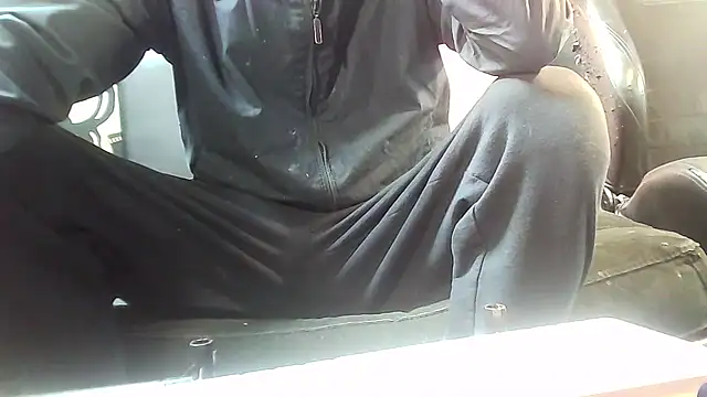 lovehairymature90 online show from February 18, 2026, 12:45 pm