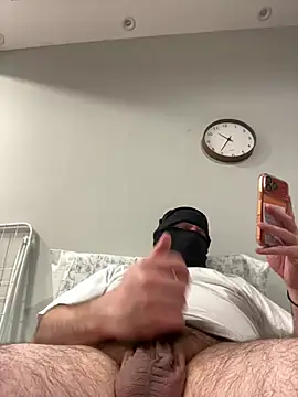 Spartacus514 online show from February 11, 2026, 8:36 pm