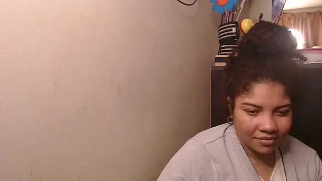 madelene online show from October 5, 2025, 3:49 am