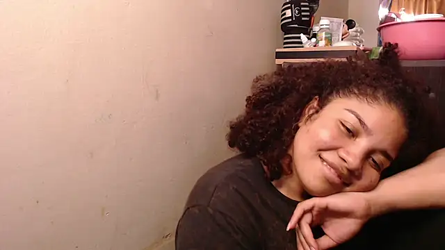 madelene online show from October 14, 2025, 2:23 am