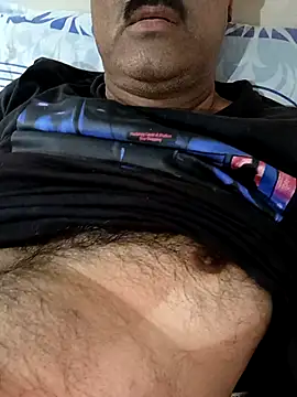 Snapshot of moonflower25 chatting on October 25, 2025, 7:52 pm moonflower25 online show from October 25, 2025, 7:52 pm