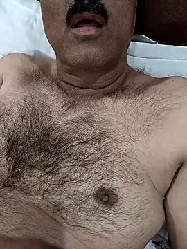 moonflower25 online show from December 19, 2025, 3:19 pm