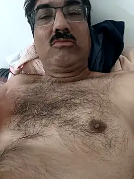 moonflower25 online show from December 21, 2025, 4:47 pm