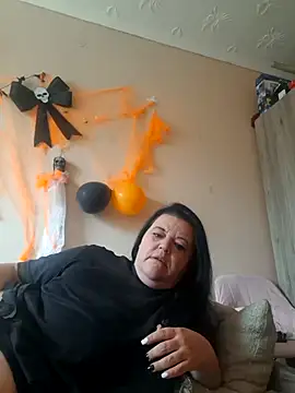 Snapshot of BlacReign chatting on October 26, 2025, 2:34 pm BlacReign online show from October 26, 2025, 2:34 pm