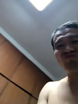 huanhuanaaaaa online show from November 23, 2025, 4:07 pm