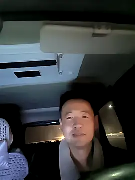 huanhuanaaaaa online show from February 13, 2026, 10:44 am