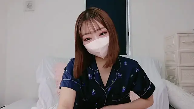 Snapshot of Rina_72 chatting on October 8, 2025, 1:25 am Rina 72 online show from October 8, 2025, 1:25 am