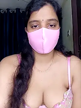 Rose-luckey online show from February 9, 2026, 1:15 pm