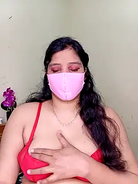 Rose-luckey online show from April 10, 2026, 6:23 pm